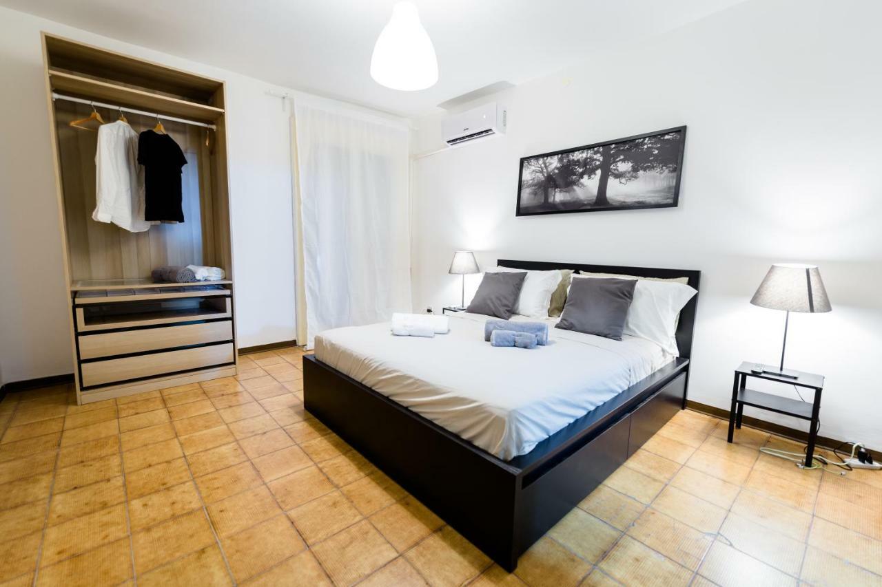 Apartment Center *